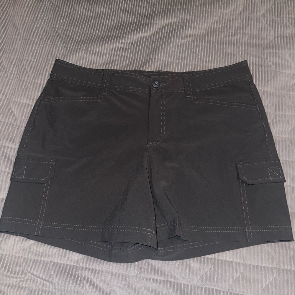 Eddie Bauer short, size 8